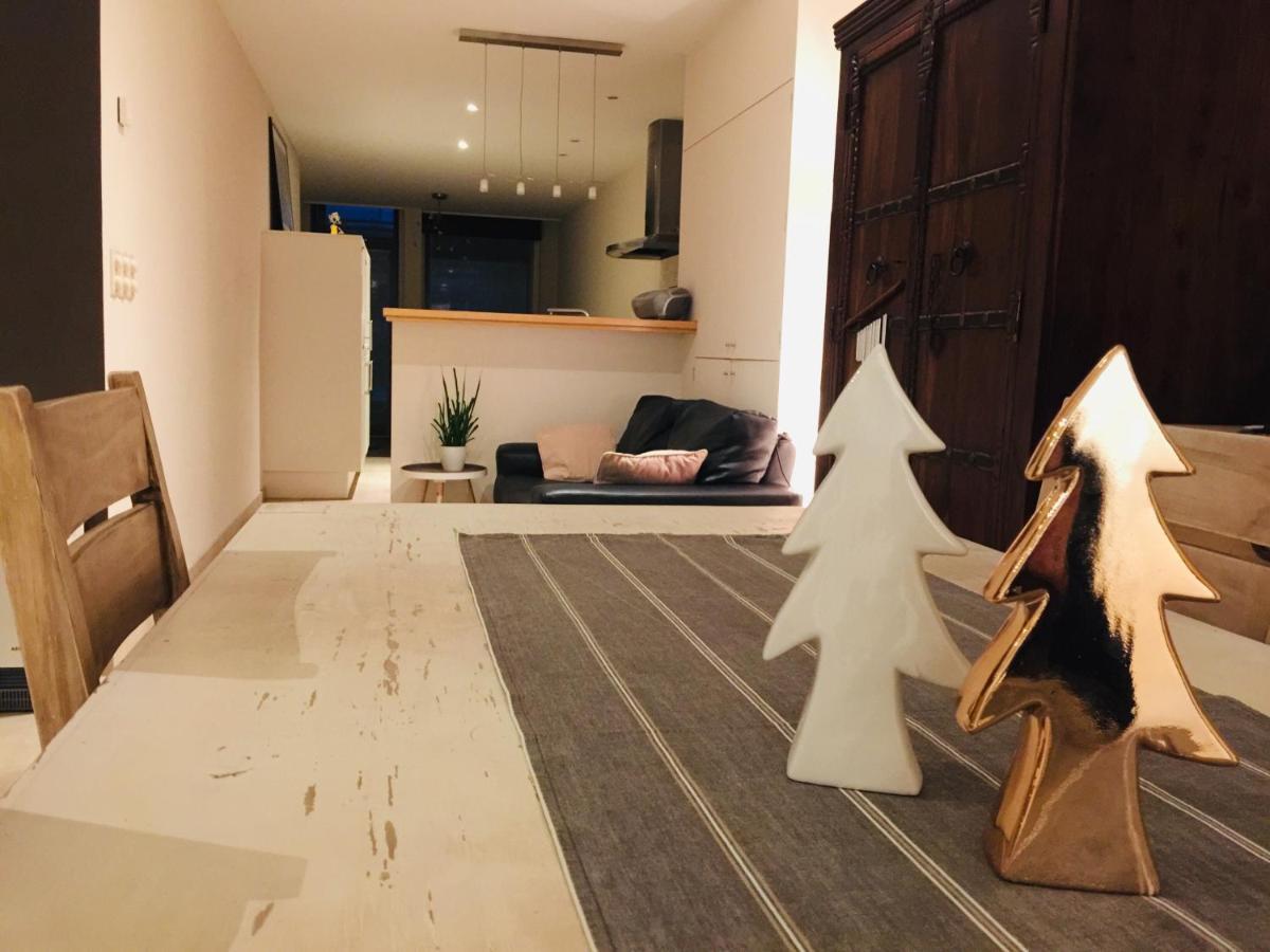 Deluxe Apartment With Shared Pool ออสเทนด์ ภายนอก รูปภาพ